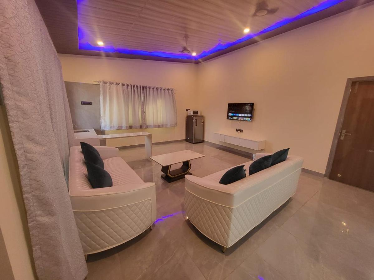 Nazrana 2Bhk Villa Lonavala Buitenkant foto