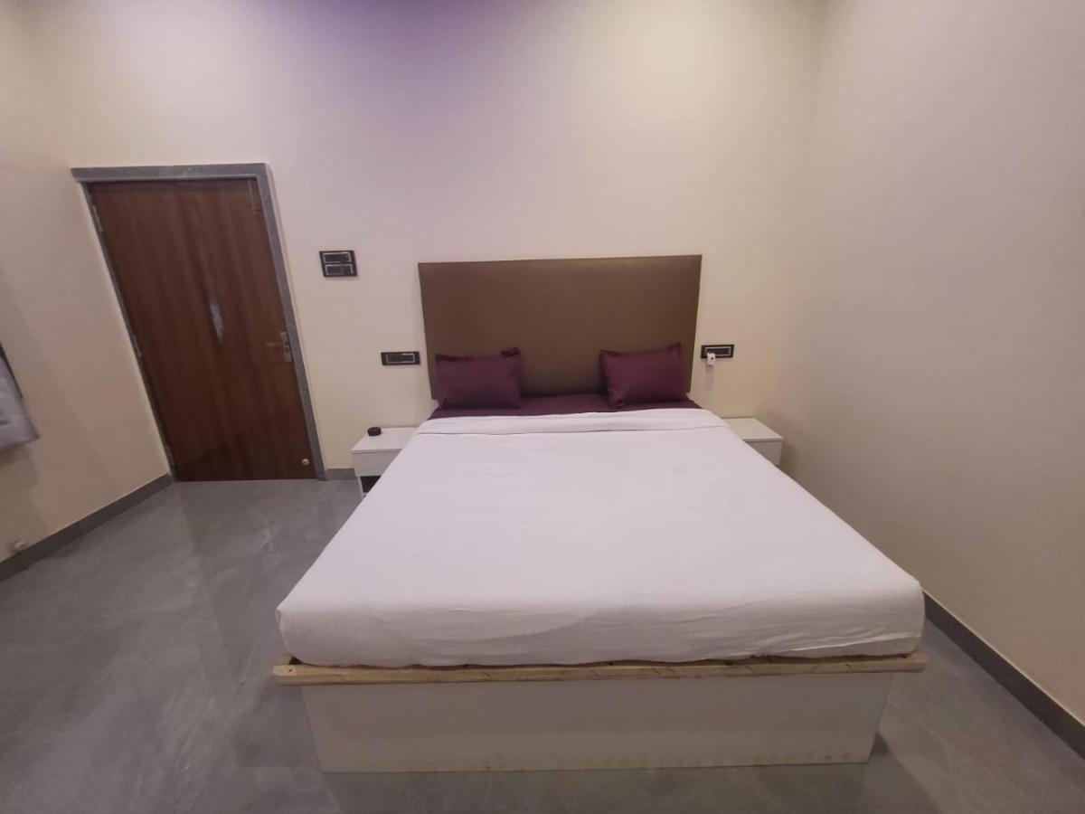 Nazrana 2Bhk Villa Lonavala Buitenkant foto